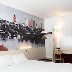2* מלון Warszawa-okecie